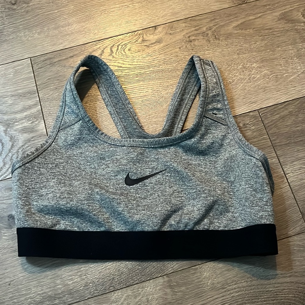 Girls medium Nike dri fit sports bra